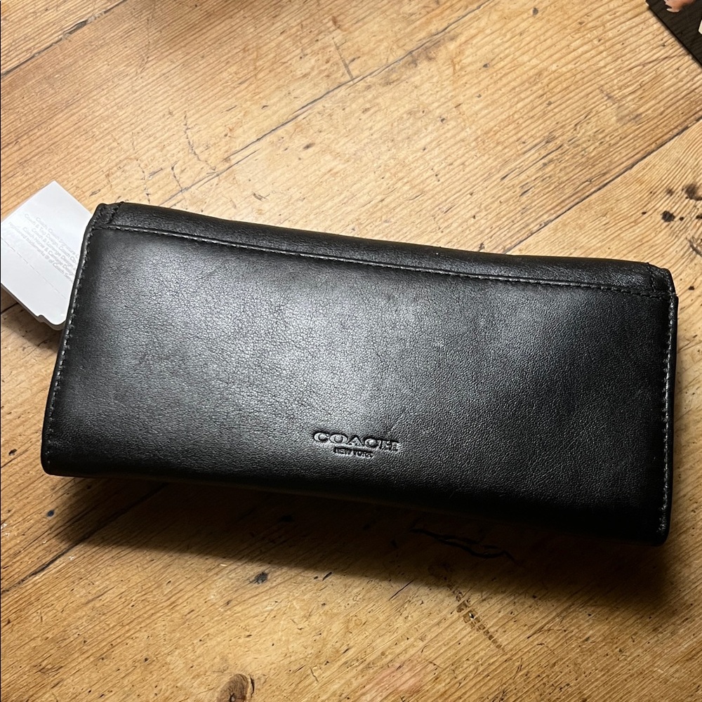 NWT Coach Leather Turn Lock Wallet - Picture 3 of 9